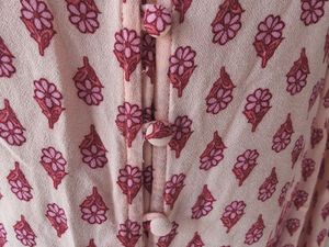 Hollister Pink Floral V-Neck Button-Up Long-Sleeve