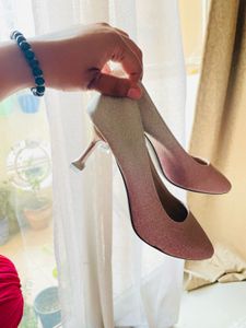 Dazzling Party Heels – Sparkly Finish | Size 7