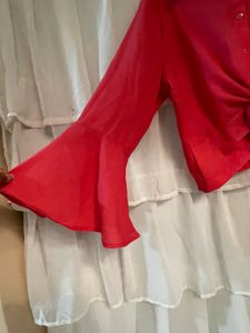 Sfront knot cropped pink with bell sleeves shirt