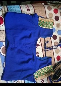 Saree With Blouse
