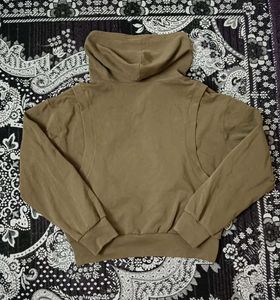 olive green zipper jecket