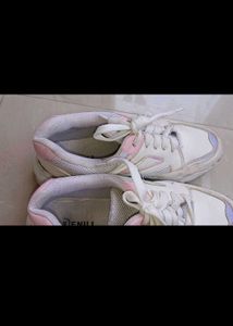 Sports Shoes 👟🎉