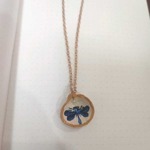 Dragonfly Seashell Necklace ≽༏≼☾⋆｡𖦹 °✩
