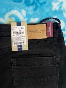 Brand New Numero Uno Women’s Black Skinny Jeans