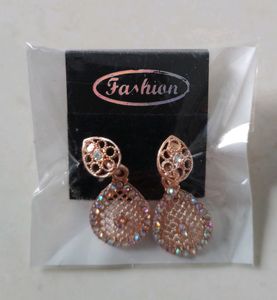 Golden Daymond Earings