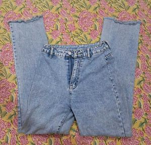 Urbanic Straight Fit Jeans