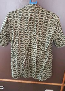 Soho men&#39;s half sleeve printed shirt,olive green colour