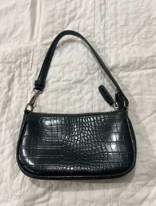 Black  shoulder bag