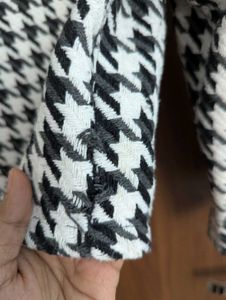Houndstooth Crop Top