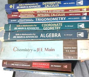 Jee Mains Maths &amp; Chemistry Books 📚