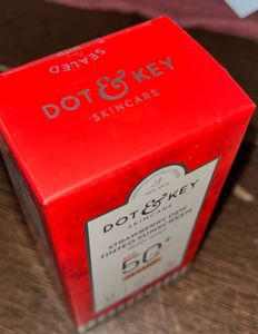 Dot &amp; Key Strawberry Sunscreen SPF 50