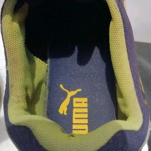 Puma Sneakers