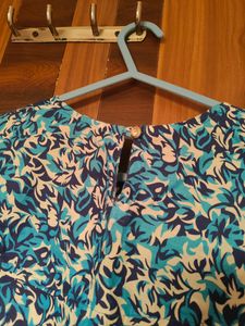 Blue &amp; White Floral Printed Cold-Shoulder Top
