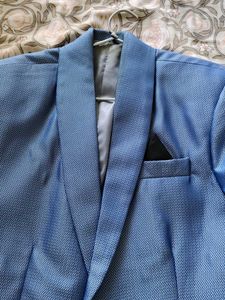 Stylish Blue Blazer