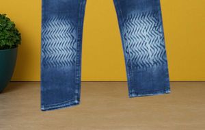 E@92 Size-26 Slim Jeans