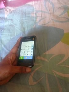 Samsung Chat On Phone With Charger