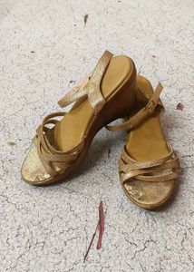 Stylish Glittery Sandals✨