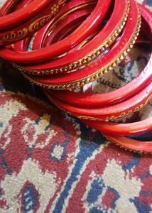 Red &amp; Gold Bangle Set