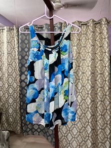 Sleeveless Tie Up Crop Top