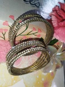 Sparkling Bangle Set