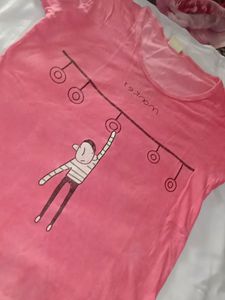 Girl Wear Top