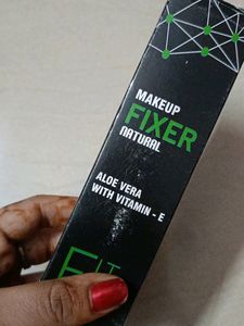 Beauty Face Makeup Natural FIXER With Vitamine _E