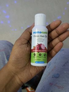 Mama Earth Onion Hair Oil