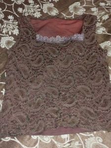 Lace Sleeveless Top
