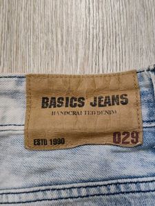 Ma2248 BASICS JEANS Waist 40 inches