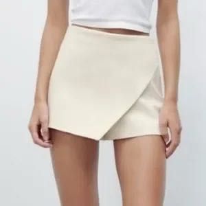 creme skirt