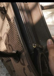 Floral Embroidered Handbag