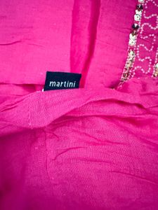Skirt With Embroidery: Crush Material: Pink
