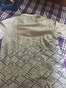 I Am Selling My Tshirt