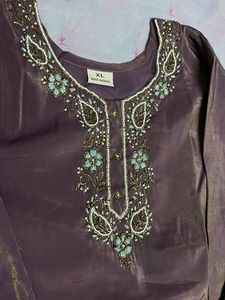 Embroidered Kurta Set With Linning