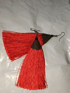 New Earrings Set Of 2