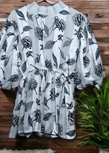 Floral Print Feathers 🫶