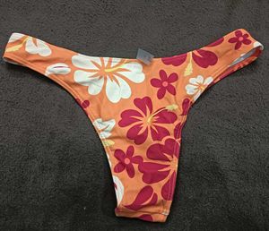 Floral Bikini💚 Bottom