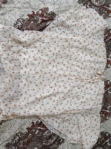 Floral Print Pleated Top