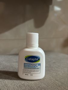 mini Cetaphil Foaming Cleanser