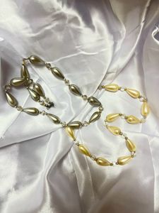 White and Gray Chain