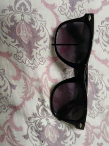 Classic Black Sunglasses