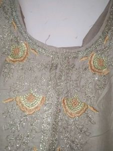 Beautiful Suit With Heavy Look Dupatta