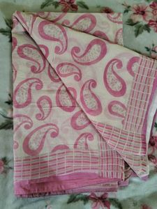 Pink Paisley Print Saree