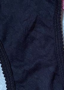 Set of 2 Stylish Women&#39;s Panties -Lace &amp; Polka Dot
