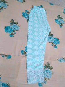 Naira Set.