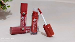 Huda Matte Lip Gloss Set