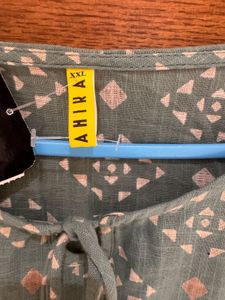 Elegant GREEN  Printed Kurta- w/ Price tag