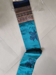 Art silk saree ,peacock print new with tag
