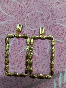 Earring