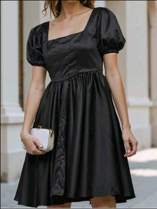 Elegant Black Puff Sleeve Dress